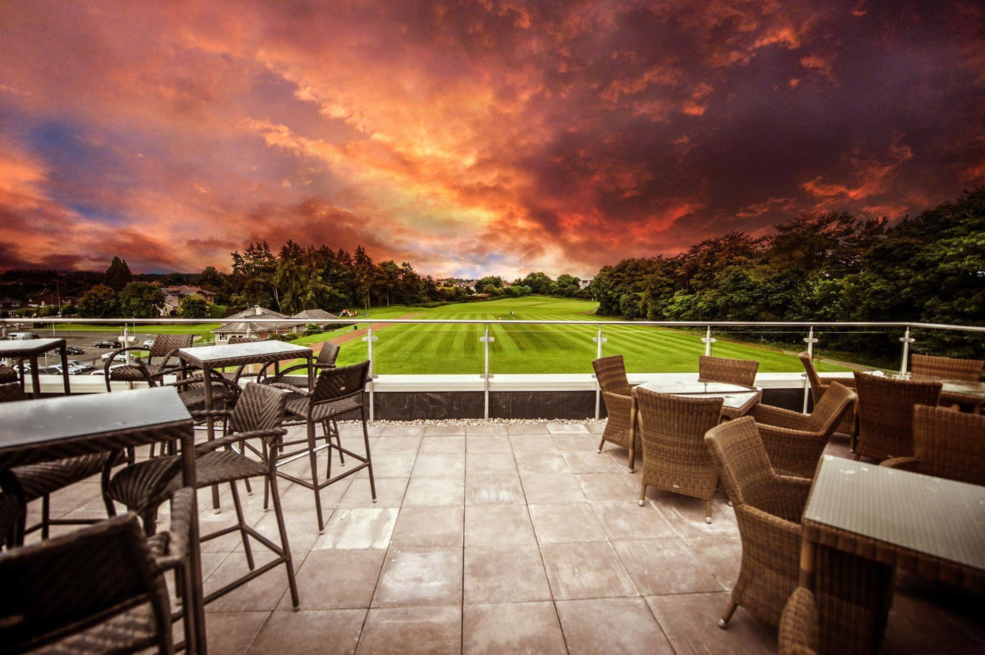 Parklands Hotel & Country Club Newton Mearns Exteriér fotografie